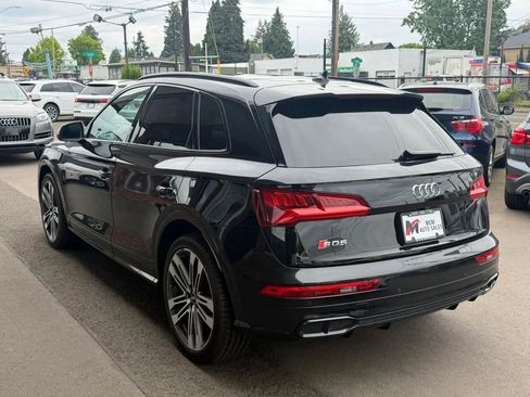 Used 2019 Audi SQ5 Premium Plus w/ Premium Plus Package AWD/4WD image 5