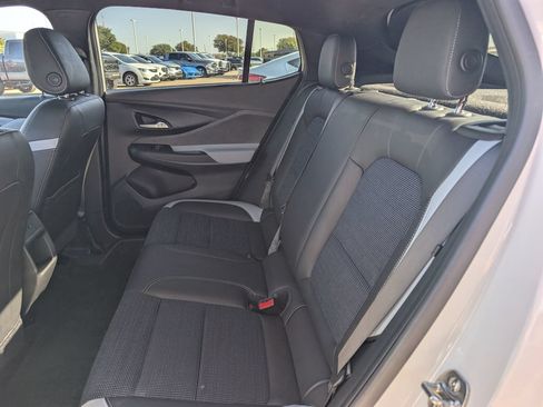 Used 2026 Buick Envista Preferred FWD image 25