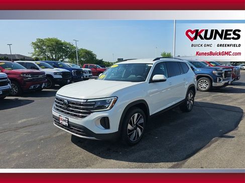 Used 2025 Volkswagen Atlas SE AWD/4WD image 8