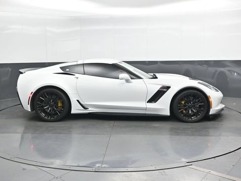 Used 2017 Chevrolet Corvette Z06 RWD image 4