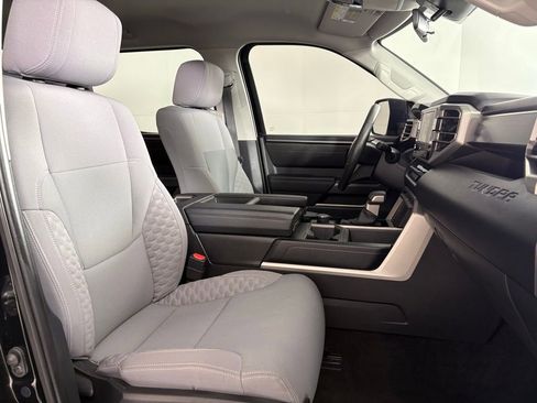 Used 2022 Toyota Tundra SR5 image 38