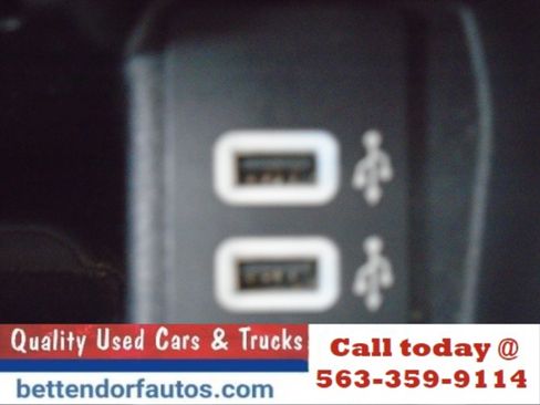 Used 2018 Ford Edge Titanium w/ Equipment Group 301A image 23