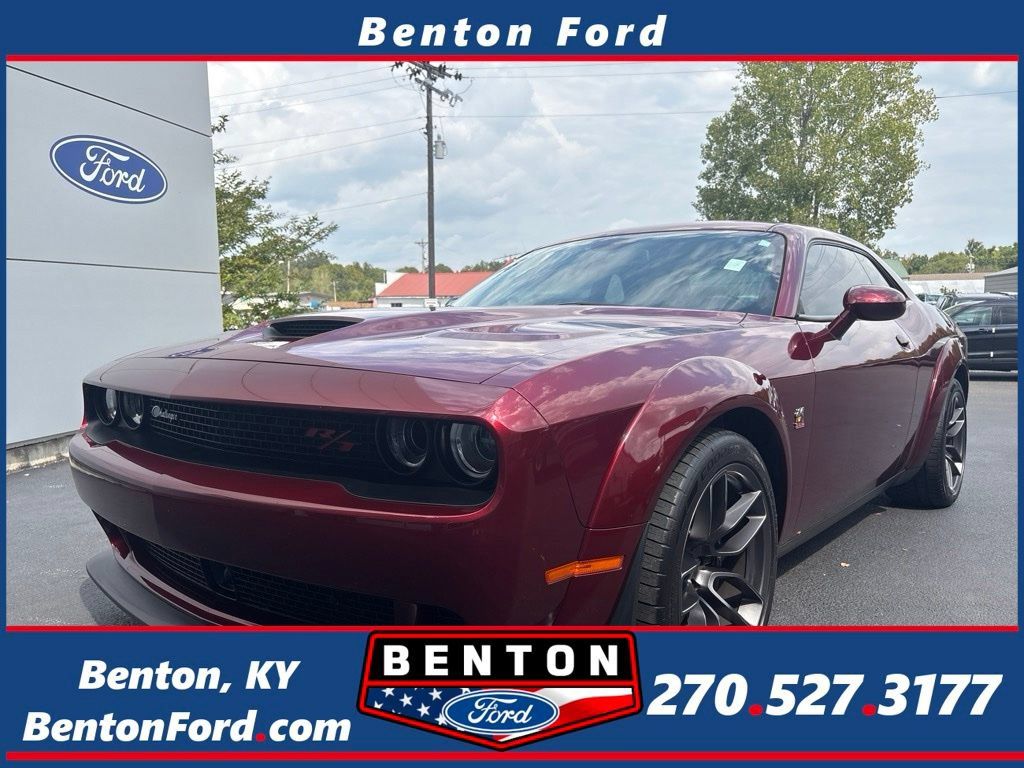 Used 2021 Dodge Challenger R/T Scat Pack RWD image 1