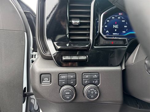 Certified 2025 Chevrolet Silverado 1500 ZR2 w/ Technology Package image 24