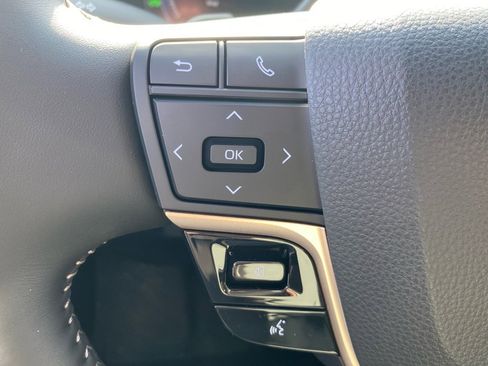 New 2026 Toyota Crown Signia Limited image 24