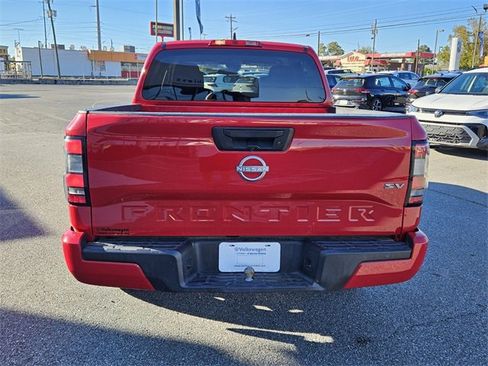 Used 2022 Nissan Frontier SV image 10