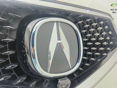 Used 2017 Acura MDX FWD w/ Advance Package image 16