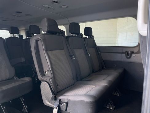 Used 2023 Ford Transit 350 XLT image 34