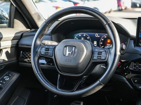 Used 2025 Honda Accord Sport image 14