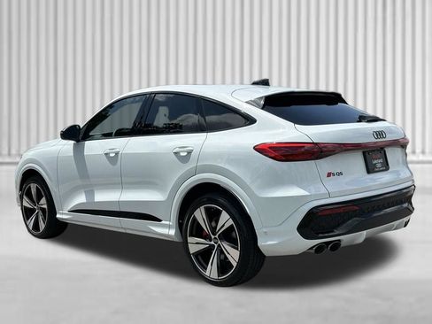 New 2026 Audi SQ5 Premium Plus AWD/4WD image 3