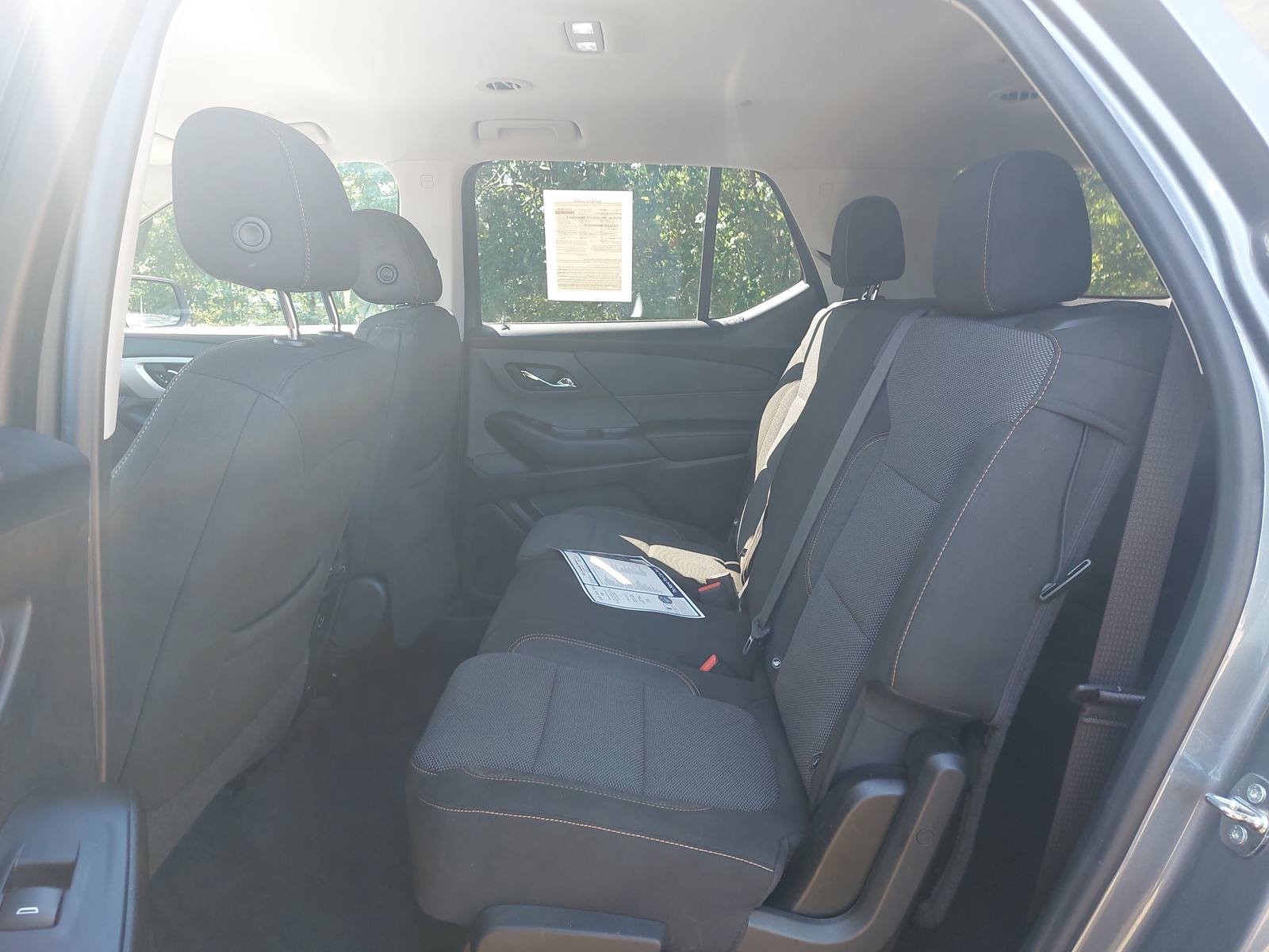 Used 2021 Chevrolet Traverse LS FWD image 13