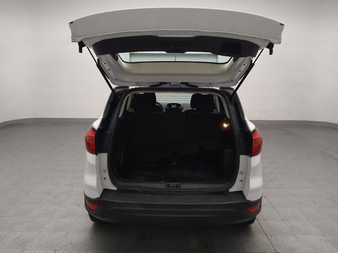 Used 2019 Ford Escape S FWD image 29