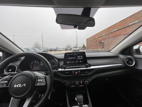 Used 2024 Kia Forte LXS image 32