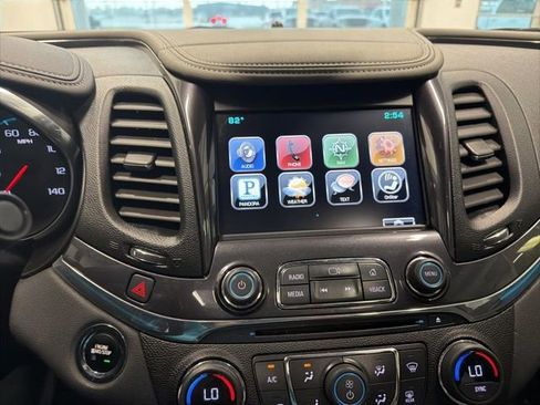 Used 2015 Chevrolet Impala LTZ FWD image 23