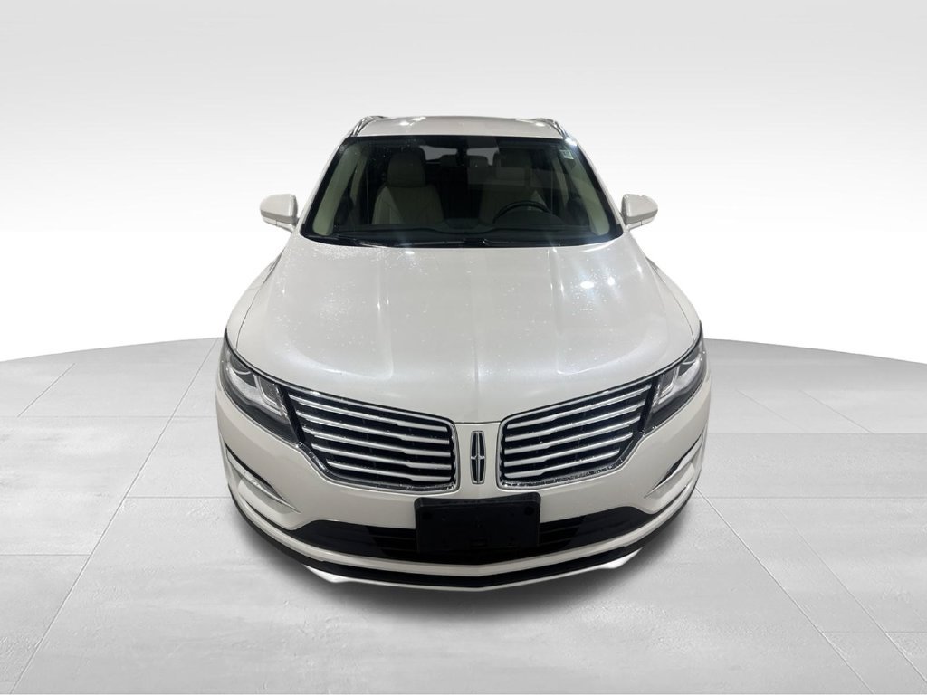 Used 2017 Lincoln MKC Premiere AWD/4WD image 2