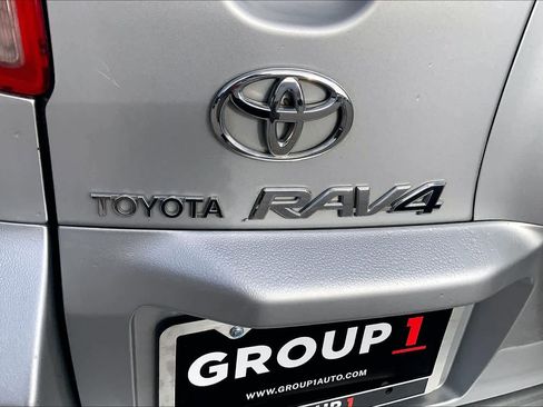 Used 2008 Toyota RAV4 Limited AWD/4WD image 29