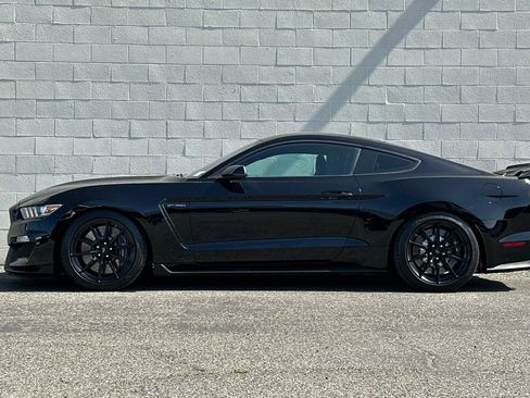 Used 2018 Ford Mustang Shelby GT350 w/ Electronics Package RWD image 7