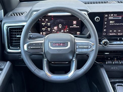 New 2026 GMC Canyon Elevation w/ Technology Package RWD image 13