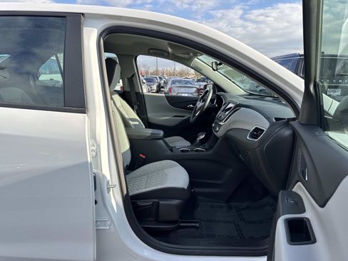 Used 2024 Chevrolet Equinox LS w/ Driver Confidence II Package image 14
