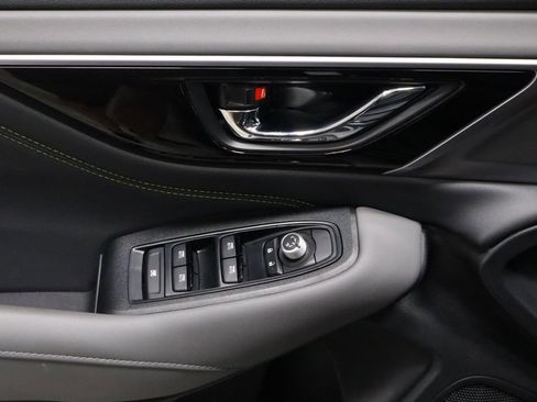 Used 2025 Subaru Outback Onyx Edition image 23