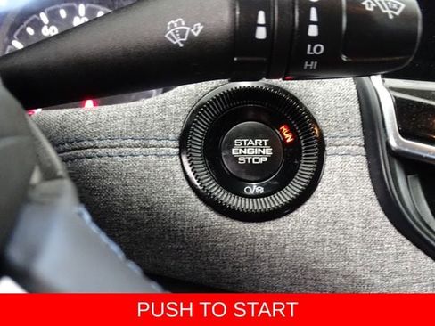 Used 2022 Jeep Compass Latitude w/ Sun and Sound Group AWD/4WD image 9