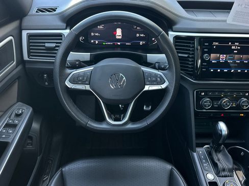 Used 2023 Volkswagen Atlas Cross Sport SEL R-Line AWD/4WD image 14