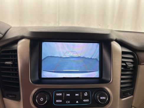 Used 2020 GMC Yukon Denali w/ Denali Premium Package image 18