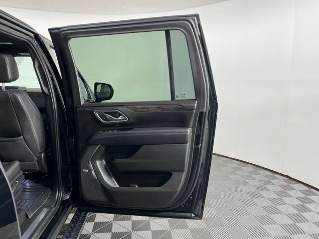 Used 2023 Chevrolet Suburban Z71 AWD/4WD image 44