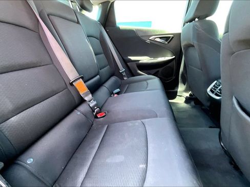 Used 2023 Chevrolet Malibu LT FWD image 25