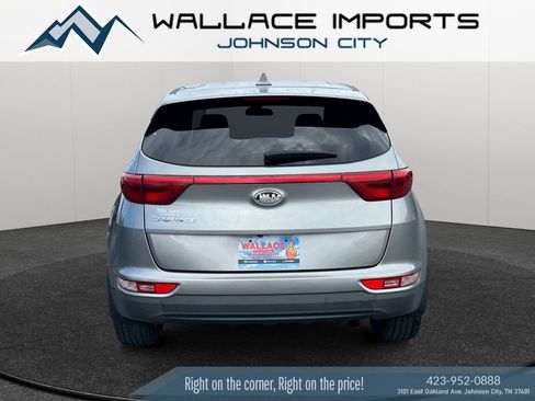 Used 2019 Kia Sportage LX AWD/4WD image 4