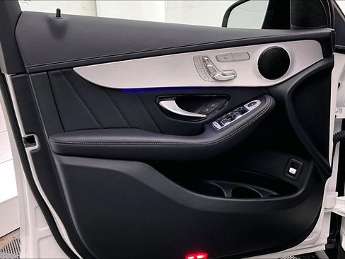 Certified 2023 Mercedes-Benz GLC 300 White image 24