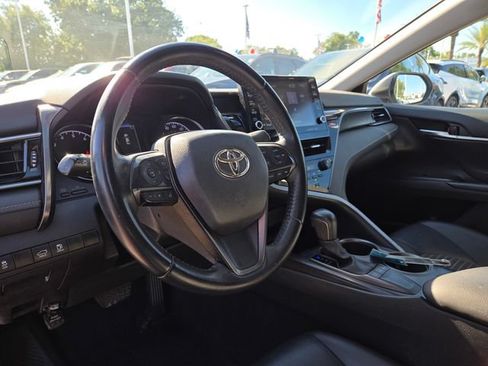 Used 2023 Toyota Camry SE w/ Audio Upgrade Package FWD image 13