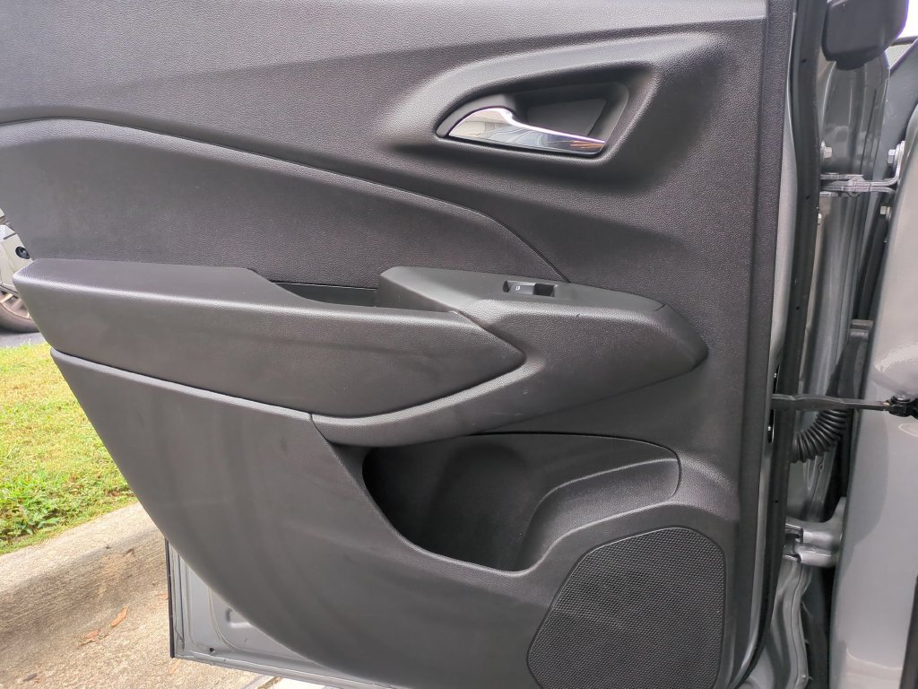 Used 2026 Chevrolet Trax LT FWD image 23