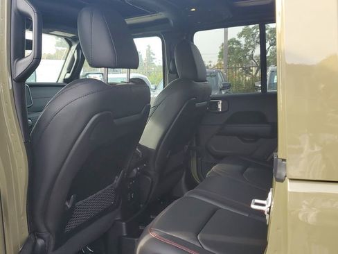 New 2026 Jeep Wrangler Unlimited Rubicon w/ Steel Bumper Group image 14