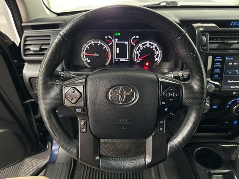 Used 2023 Toyota 4Runner TRD Off-Road Premium w/ Moonroof Package AWD/4WD image 14