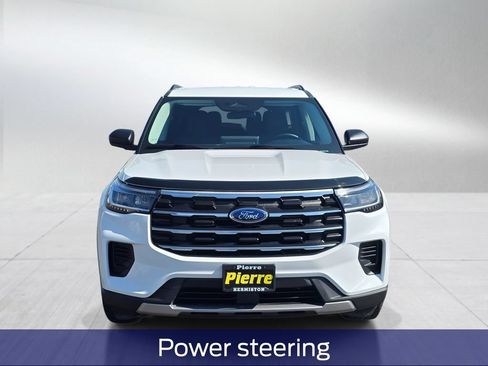 Used 2025 Ford Explorer Active AWD/4WD image 7