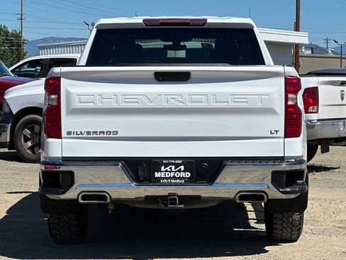 Used 2021 Chevrolet Silverado 1500 LT AWD/4WD image 5