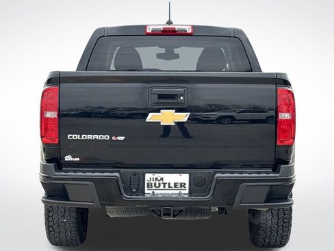 Used 2020 Chevrolet Colorado W/T w/ Custom Special Edition image 6