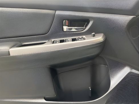 Used 2015 Subaru Impreza 2.0i Sport Limited image 9