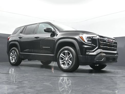 Used 2026 GMC Terrain Elevation FWD image 41