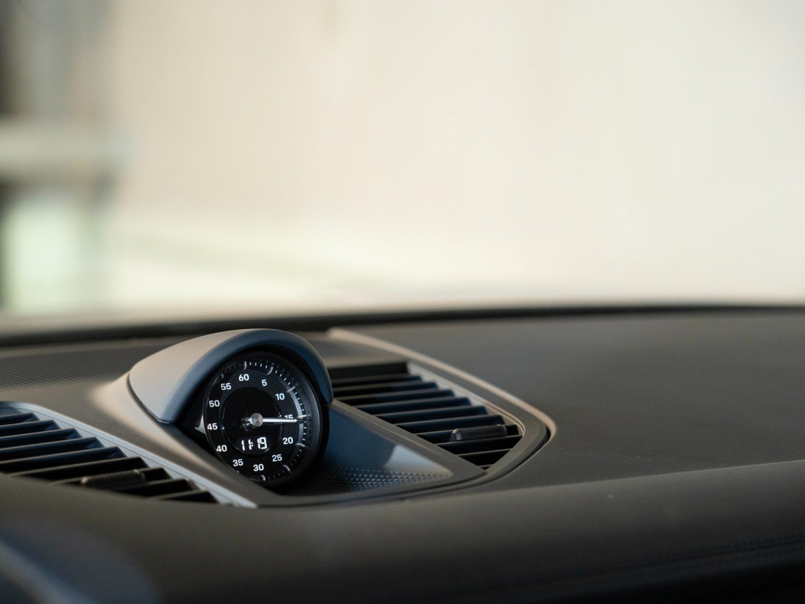 Certified 2026 Porsche Panamera RWD image 19