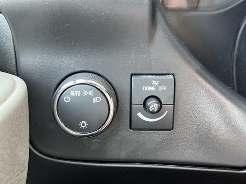 Used 2025 GMC Savana 2500 w/ Driver Convenience Package RWD image 31