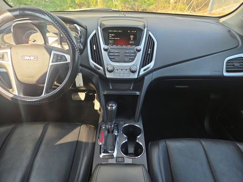 Used 2016 GMC Terrain SLT w/ Open Road Package image 10