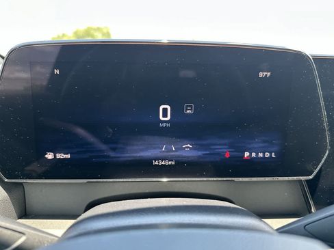 Used 2026 Chevrolet Traverse LT FWD image 37