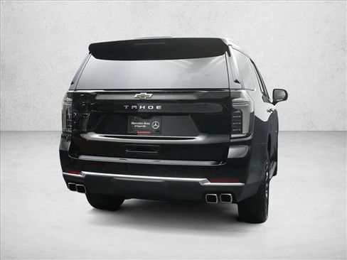 Used 2025 Chevrolet Tahoe High Country AWD/4WD image 5