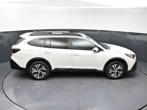 Used 2022 Subaru Outback Limited w/ Popular Package #2 AWD/4WD image 29