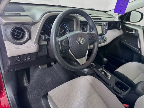 Used 2018 Toyota RAV4 XLE image 9