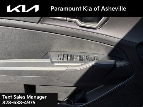 New 2026 Kia Sportage S image 25