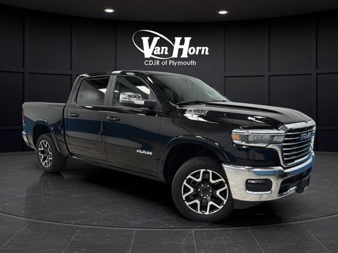 Used 2025 RAM 1500 Laramie AWD/4WD image 1