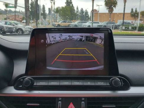 Certified 2023 Kia Forte LXS w/ LXS Technology Package FWD image 22